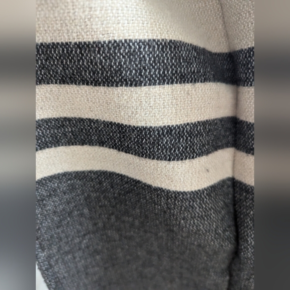 Short Jacket - Picture 5 of 7